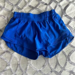 Lululemon Hotty Hot Low-Rise Lined Short Cerulean Blue Size 2